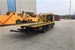 海西非事故拖车